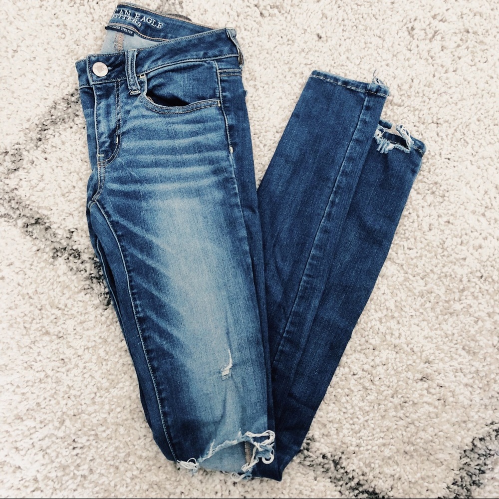 American Eagle Distressed Jeans (X-Long)